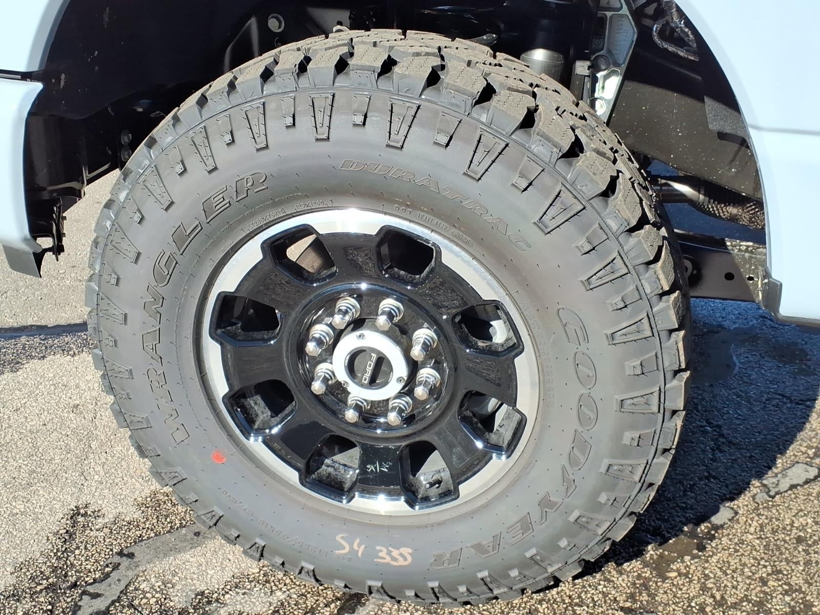 2027 Ford F-350 Super Duty LARIAT 4WD CREW CAB 6.75 BOX