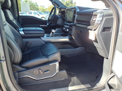 2027 Ford F-350 Super Duty LARIAT 4WD CREW CAB 6.75 BOX