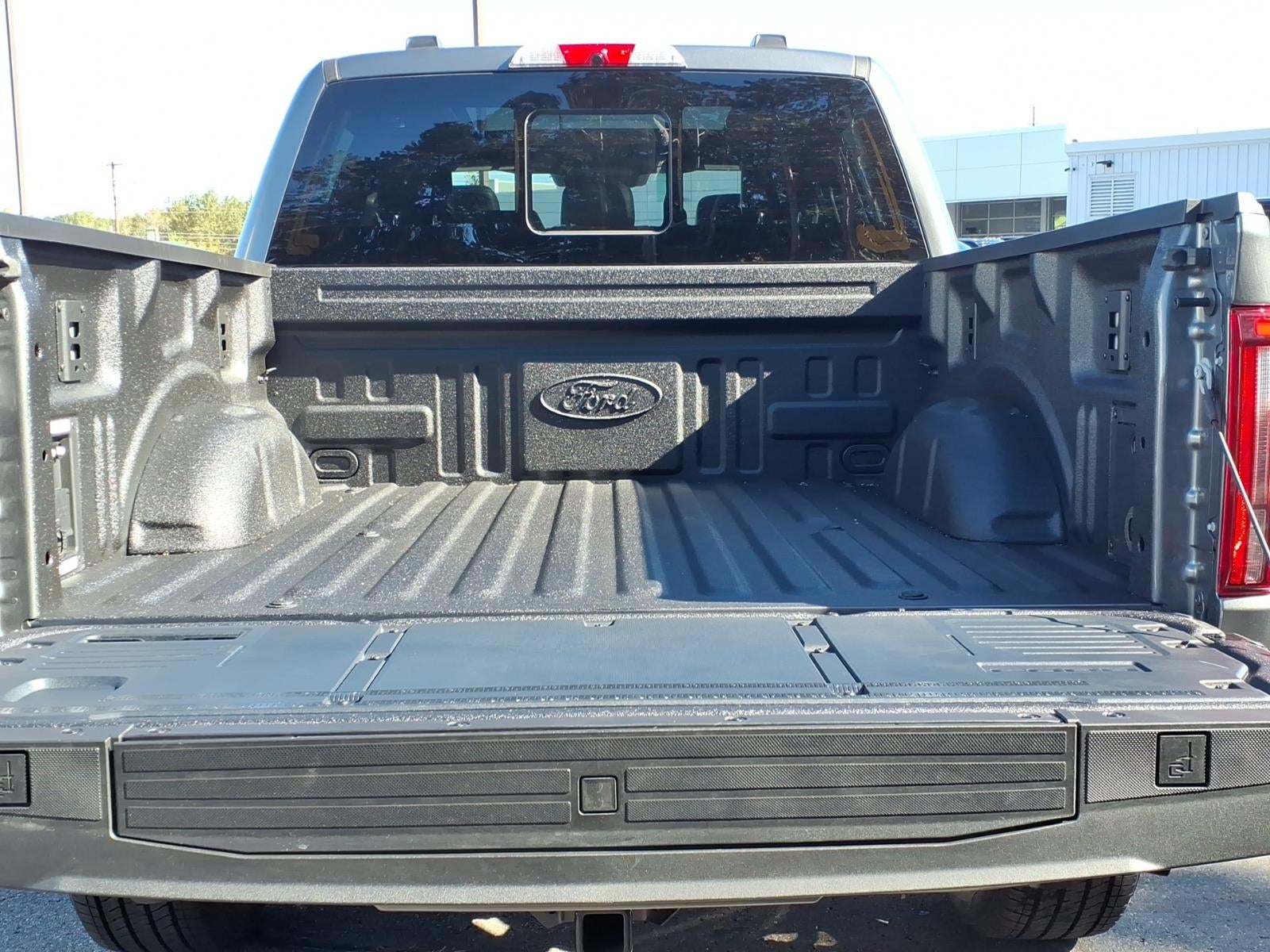 2027 Ford F-350 Super Duty LARIAT 4WD CREW CAB 6.75 BOX