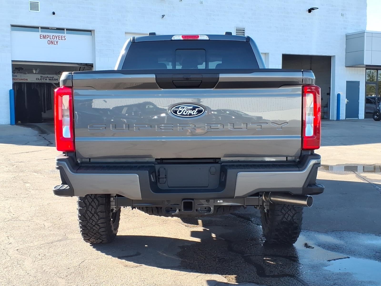 2027 Ford F-350 Super Duty XL 4WD CREW CAB 6.75 BOX