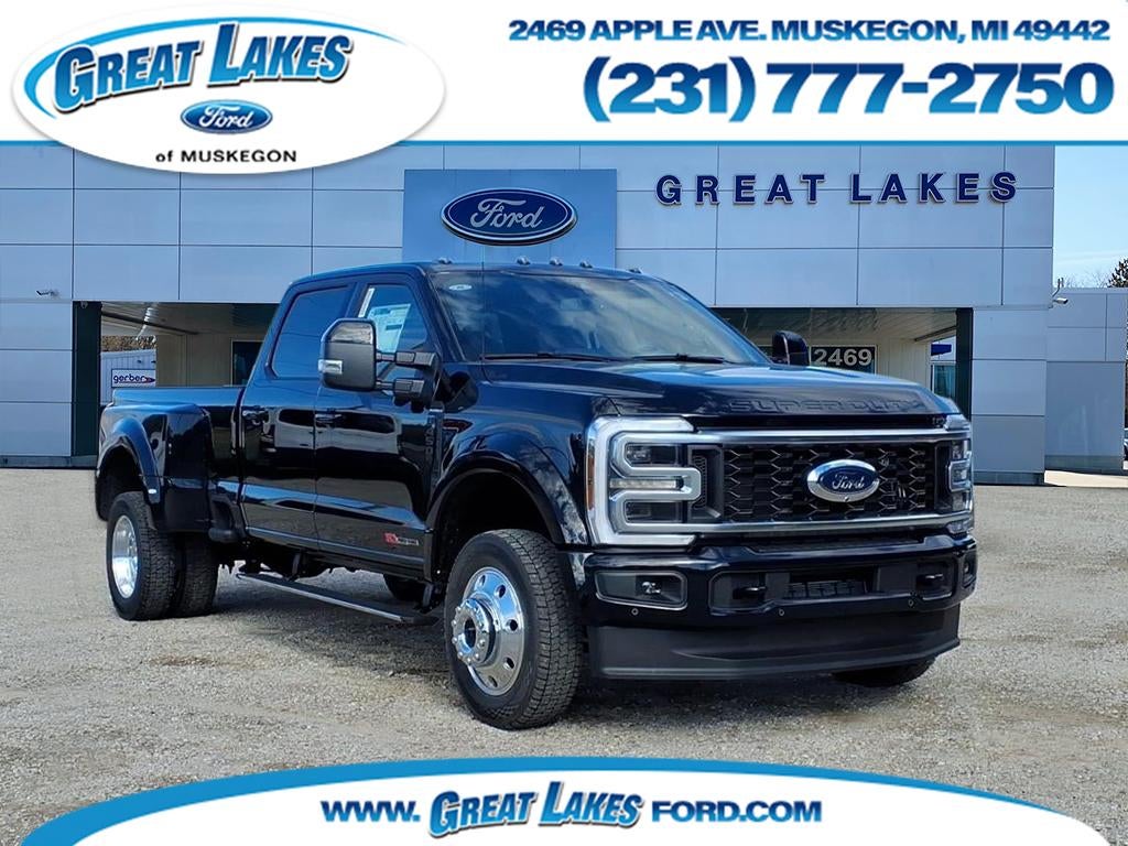 2026 Ford F-450 Super Duty Platinum