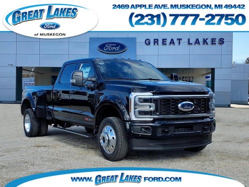 2026 Ford F-450 Super Duty Platinum