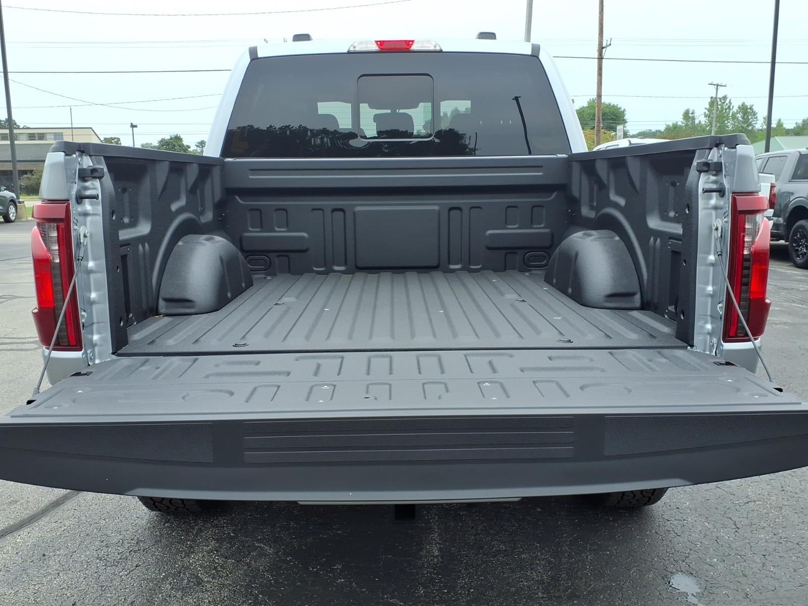 2026 Ford F-150 XLT 4WD SUPERCREW 5.5 BOX