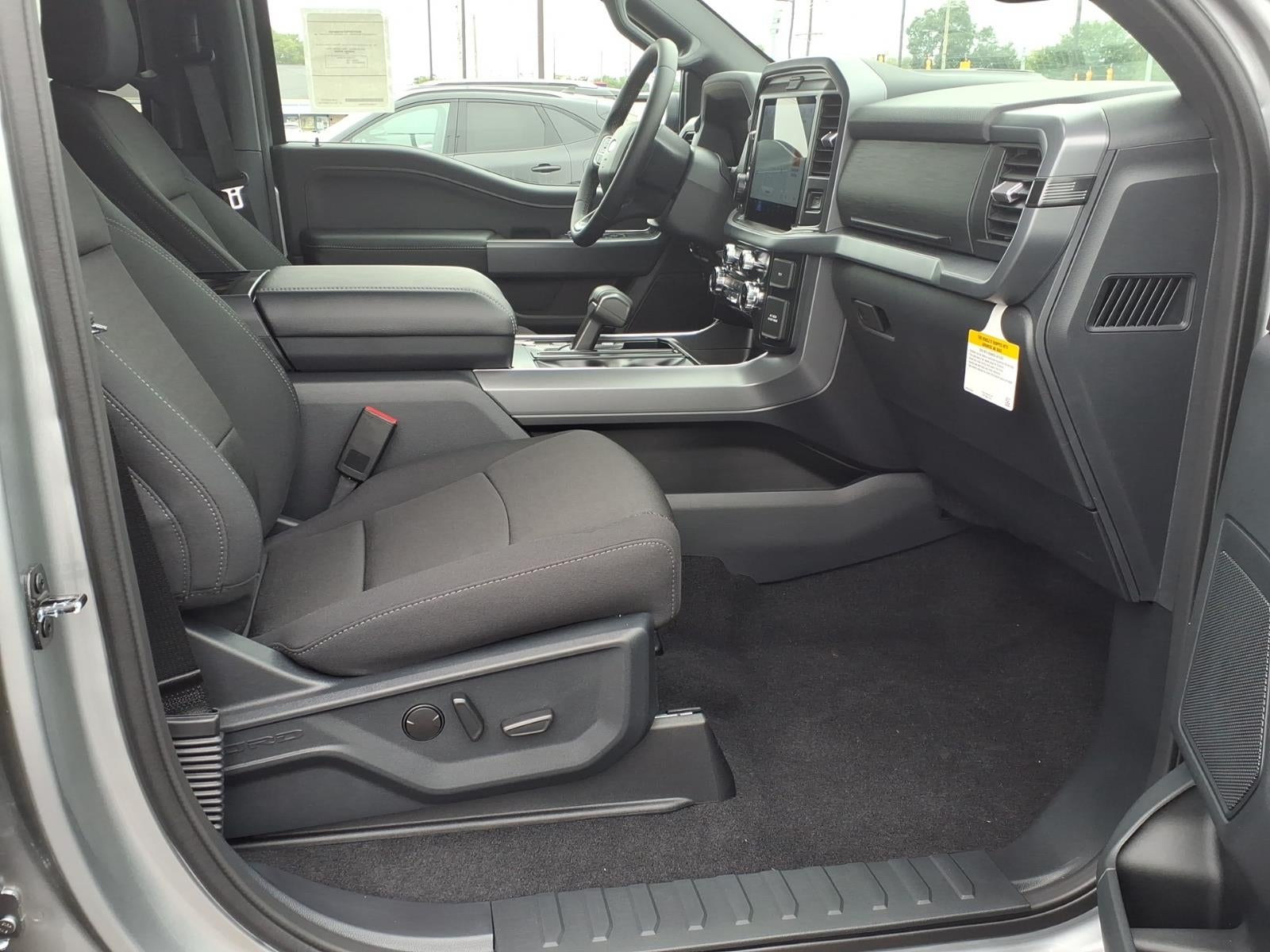2026 Ford F-150 XLT 4WD SUPERCREW 5.5 BOX