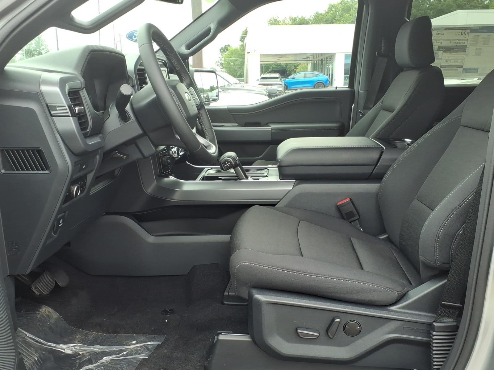 2026 Ford F-150 XLT 4WD SUPERCREW 5.5 BOX