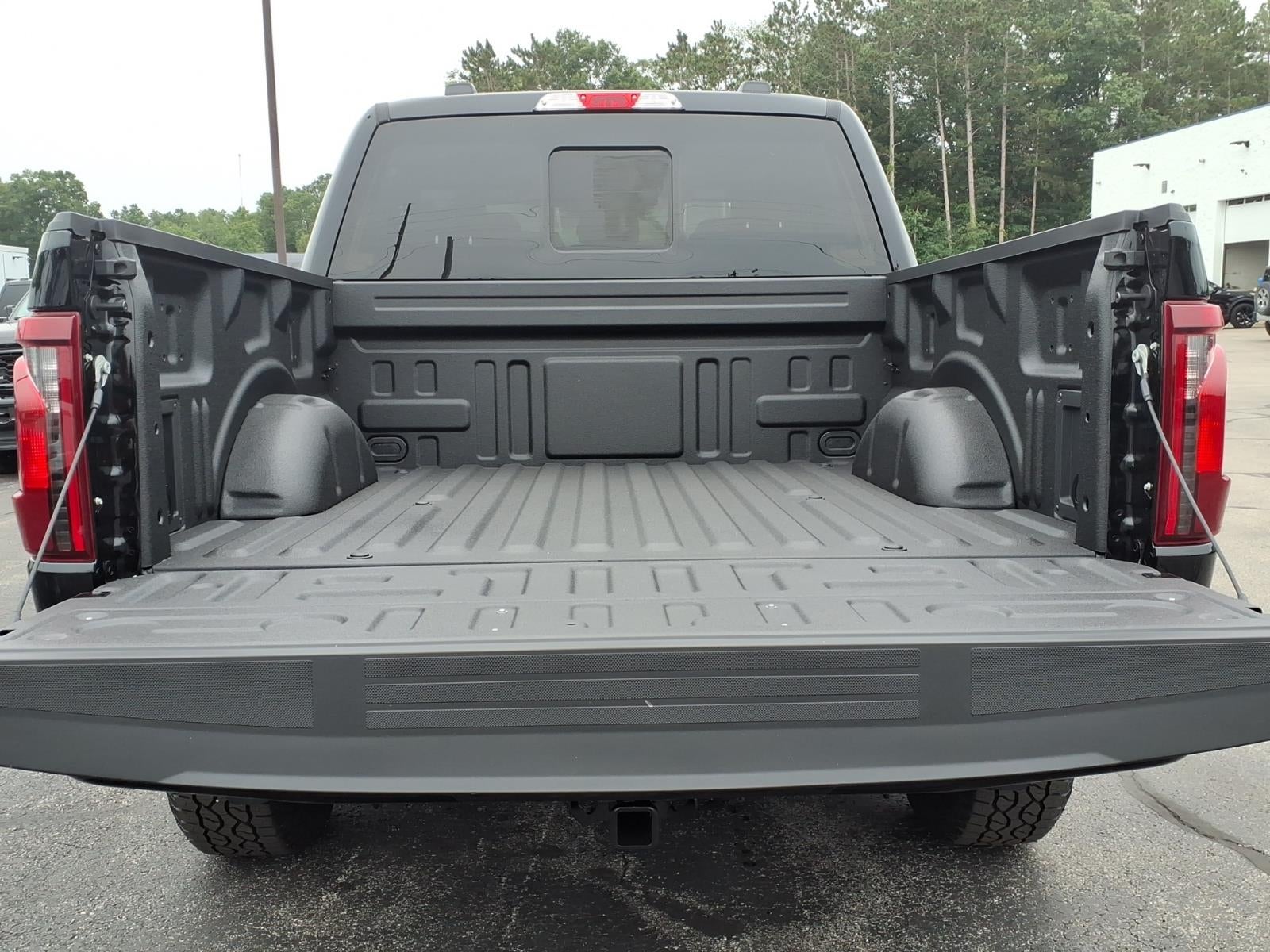 2026 Ford F-150 XLT 4WD SUPERCREW 5.5 BOX