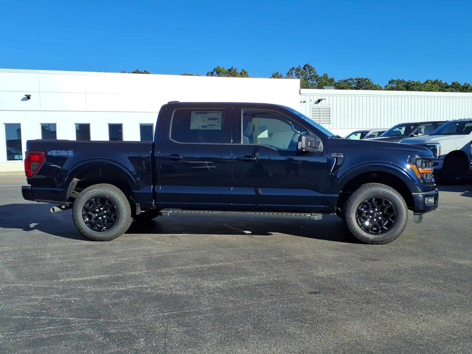2026 Ford F-150 XLT 4WD SUPERCREW 5.5 BOX