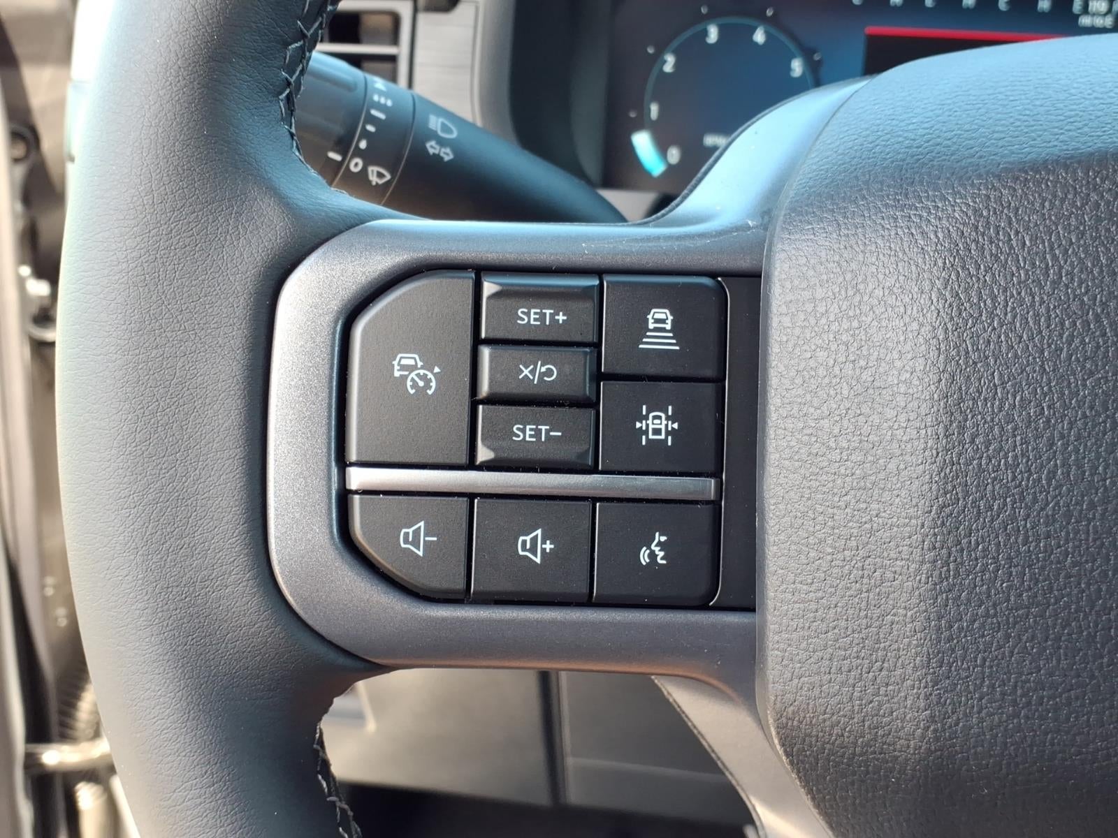 2026 Ford F-150 XLT 4WD SUPERCREW 5.5 BOX
