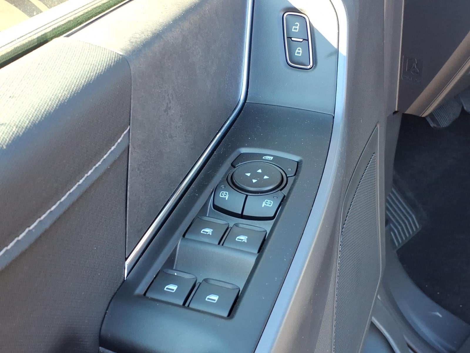 2026 Ford F-150 XLT 4WD SUPERCREW 5.5 BOX