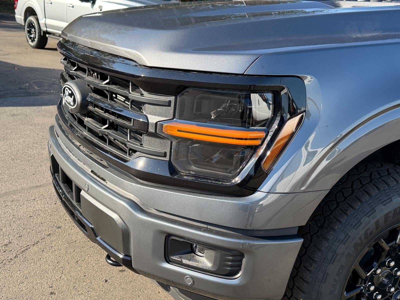 2026 Ford F-150 XLT 4WD SUPERCREW 5.5 BOX