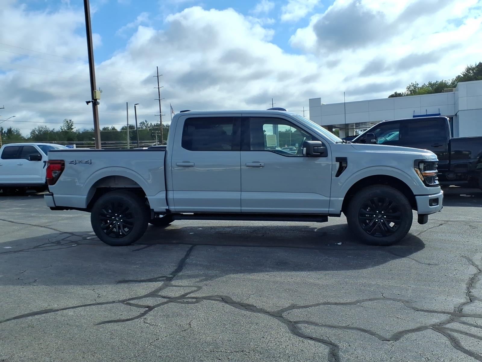 2026 Ford F-150 XLT 4WD SUPERCREW 5.5 BOX