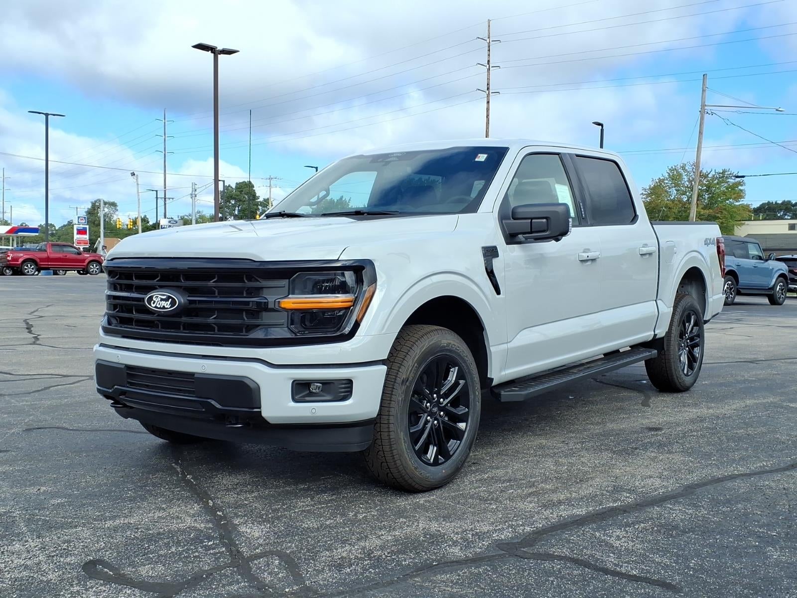 2026 Ford F-150 XLT 4WD SUPERCREW 5.5 BOX
