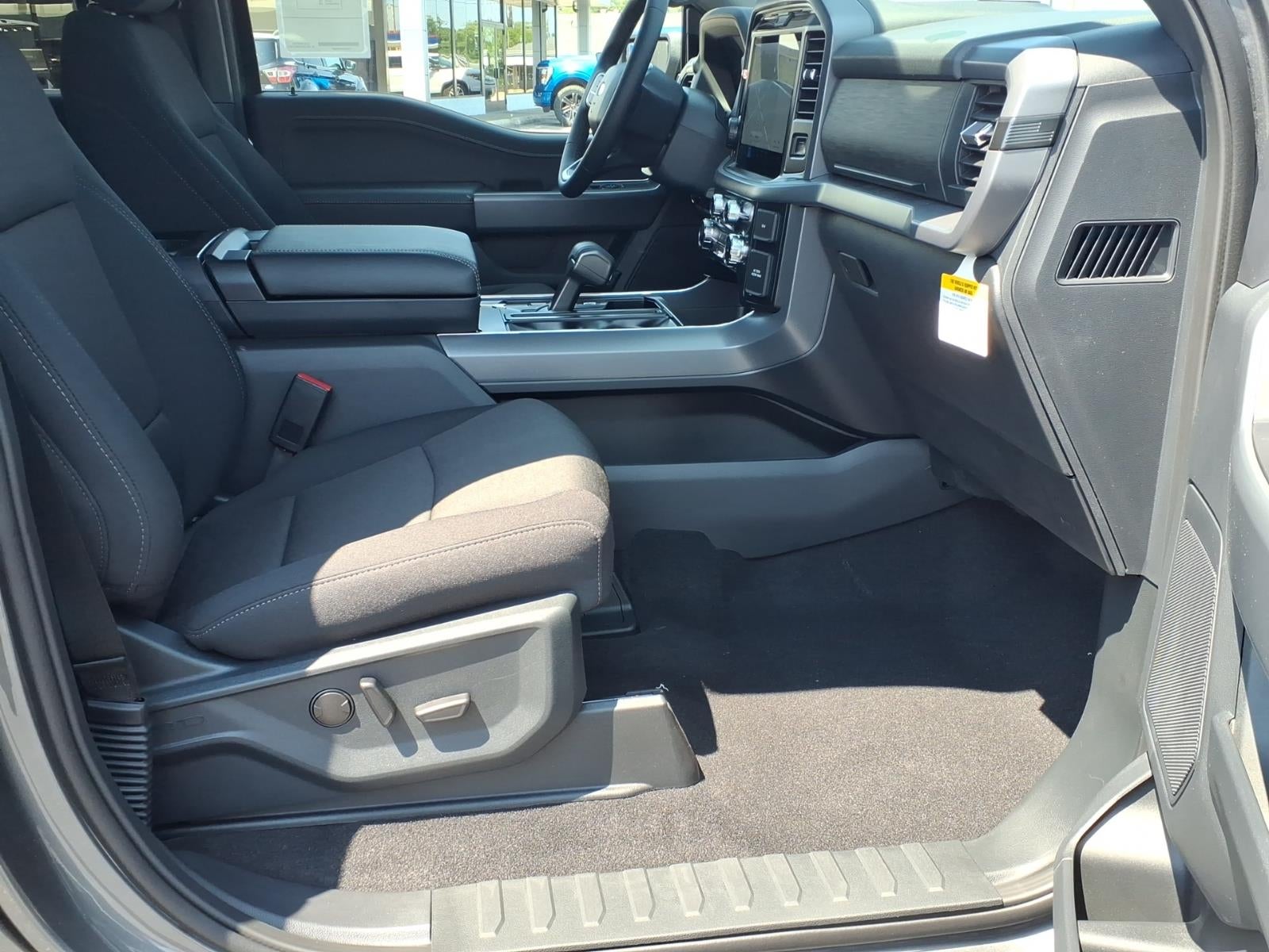 2026 Ford F-150 XLT 4WD SUPERCREW 5.5 BOX