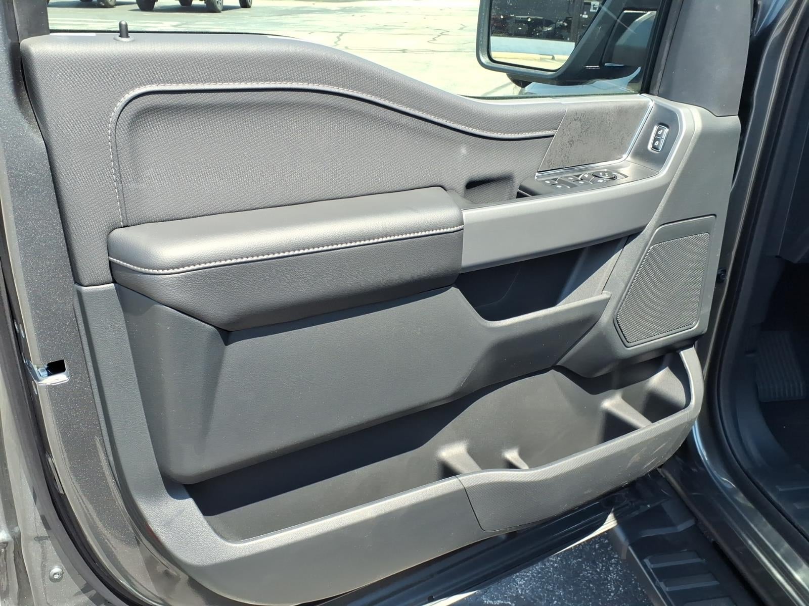 2026 Ford F-150 XLT 4WD SUPERCREW 5.5 BOX