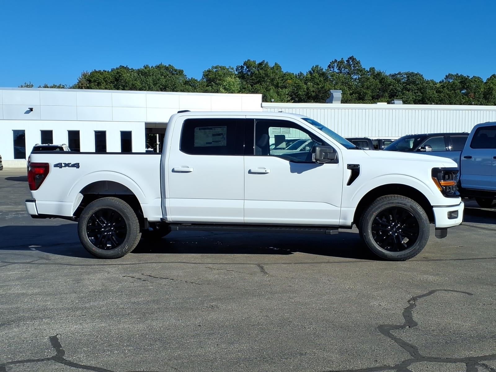 2026 Ford F-150 XLT 4WD SUPERCREW 5.5 BOX