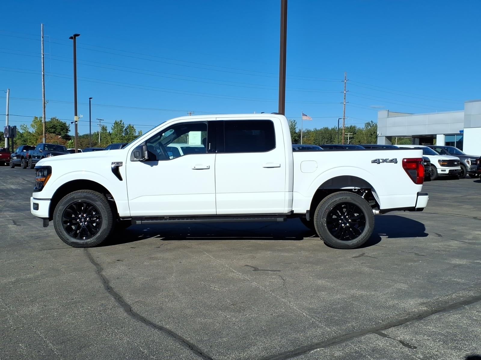 2026 Ford F-150 XLT 4WD SUPERCREW 5.5 BOX
