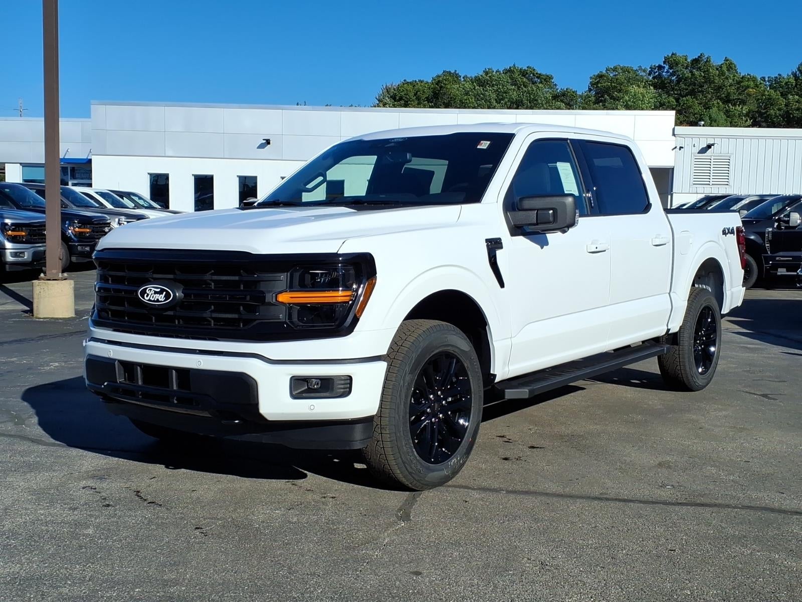 2026 Ford F-150 XLT 4WD SUPERCREW 5.5 BOX