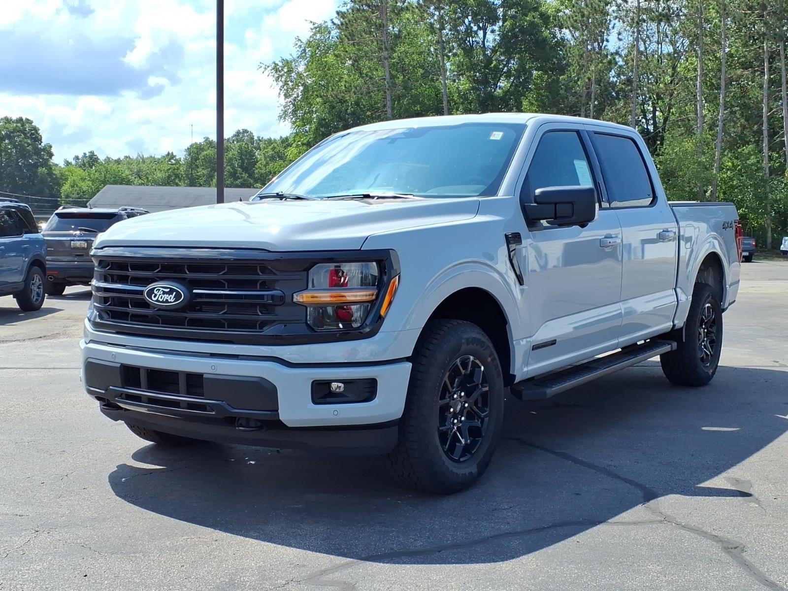 2026 Ford F-150 XLT 4WD SUPERCREW 5.5 BOX