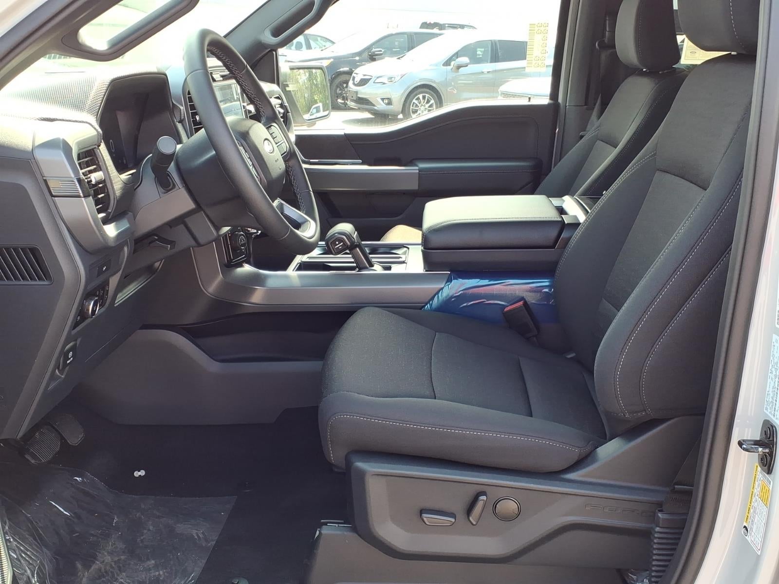 2026 Ford F-150 XLT 4WD SUPERCREW 5.5 BOX