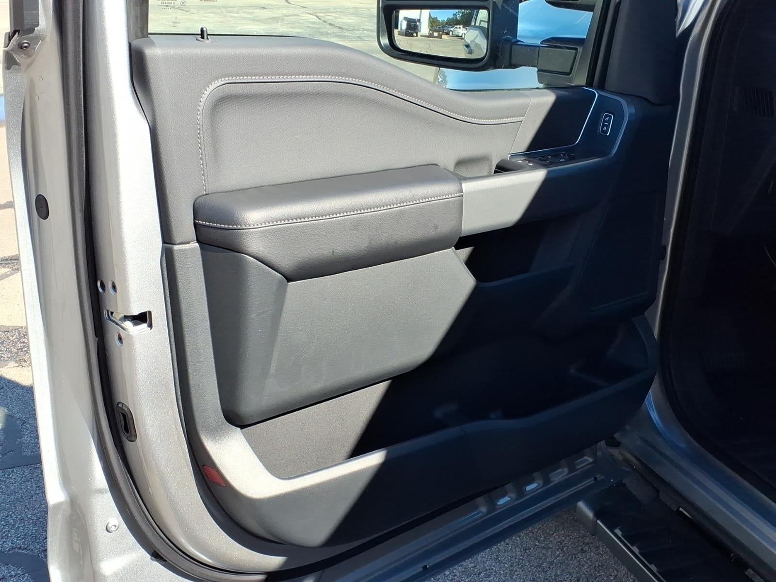 2026 Ford F-150 XLT 4WD SUPERCREW 5.5 BOX