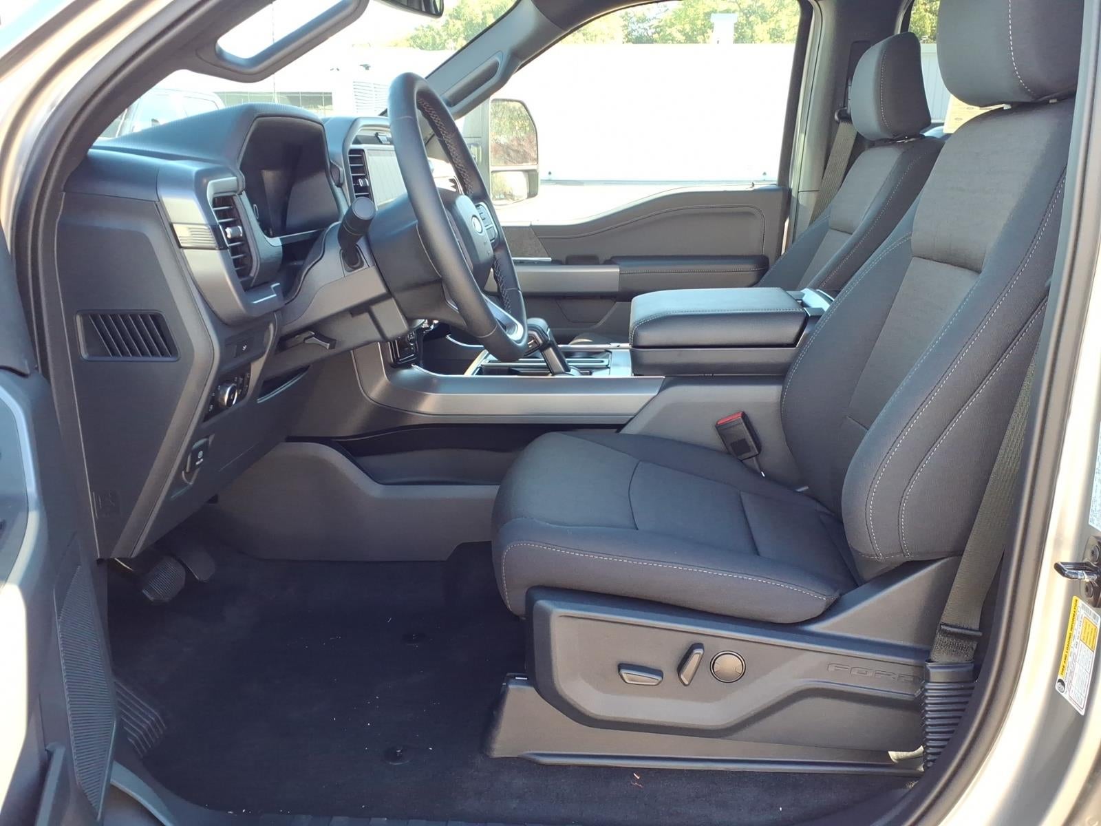 2026 Ford F-150 XLT 4WD SUPERCREW 5.5 BOX