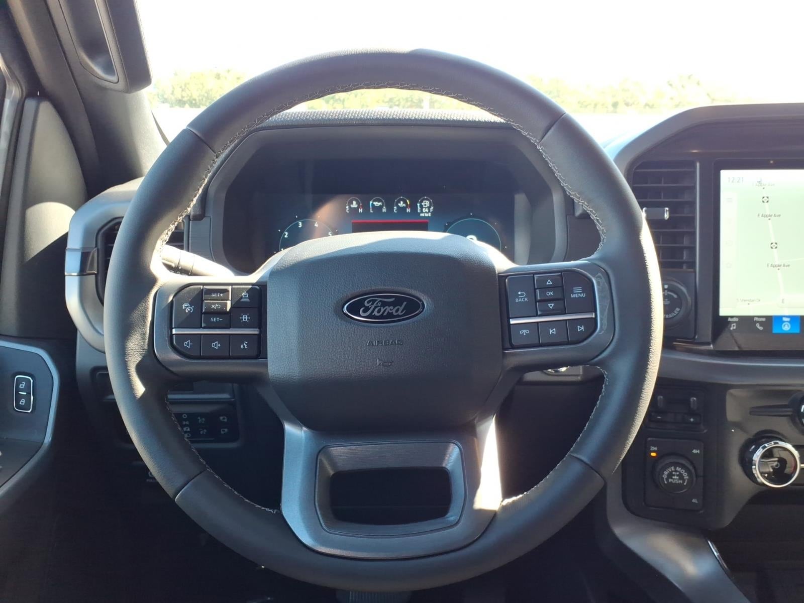 2026 Ford F-150 XLT 4WD SUPERCREW 5.5 BOX