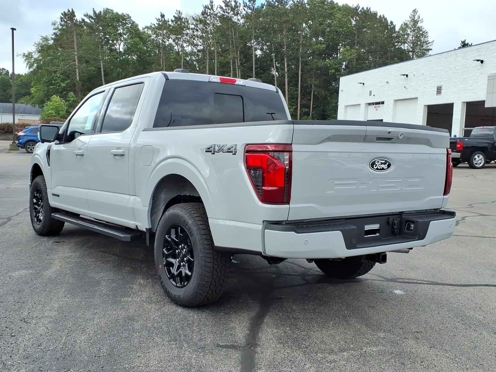 2026 Ford F-150 XLT 4WD SUPERCREW 5.5 BOX