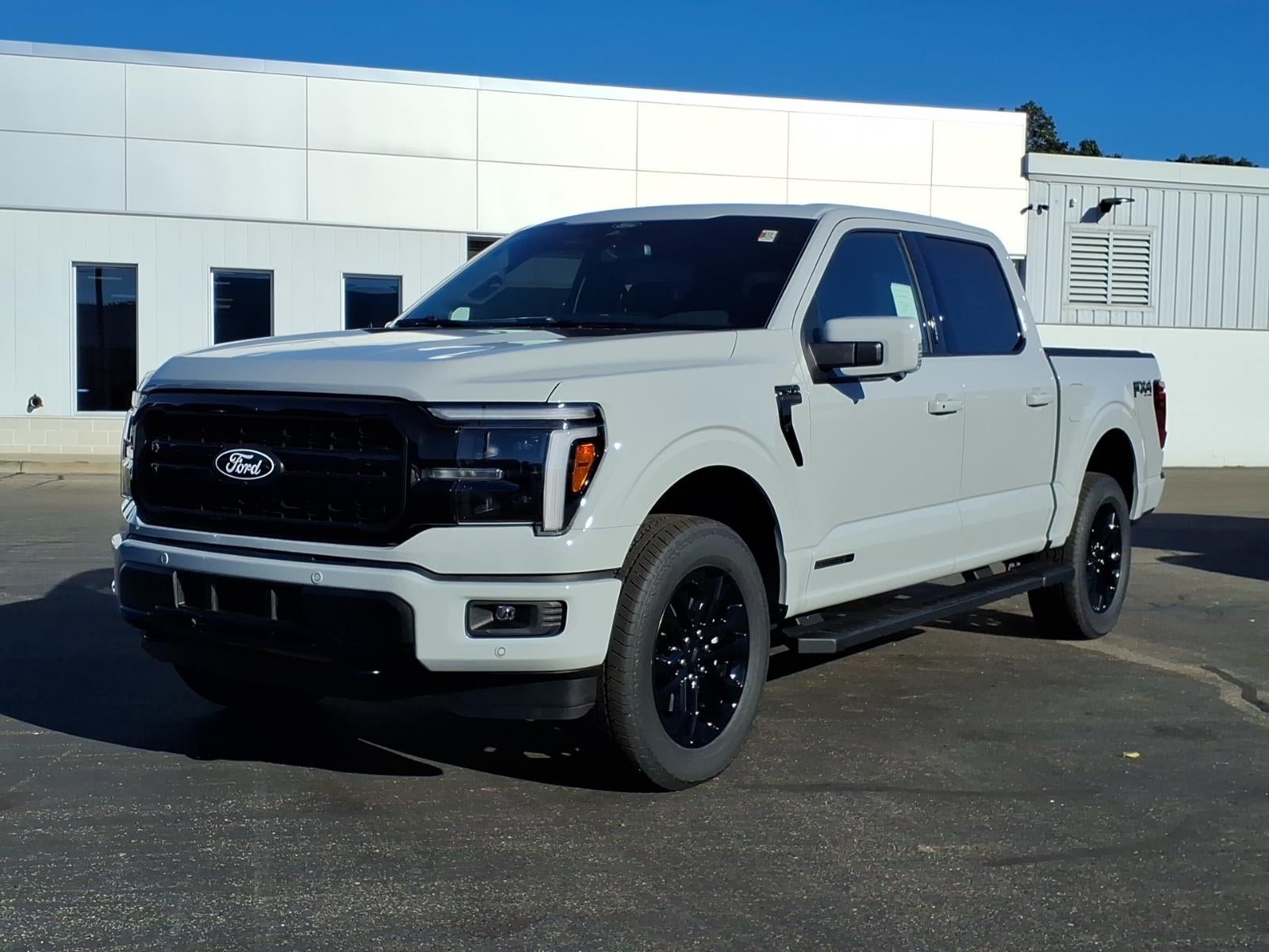 2026 Ford F-150 LARIAT 4WD SUPERCREW 5.5 BOX
