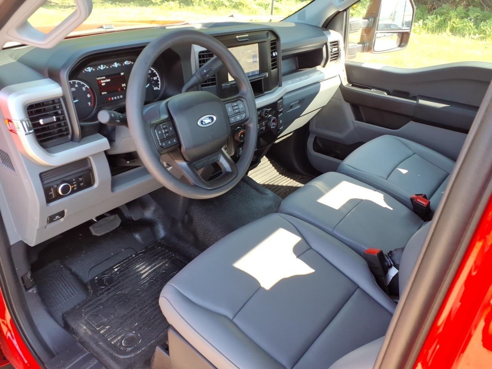 2026 Ford F-350 Super Duty XL 4WD REG CAB 8 BOX