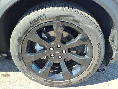 2024 Ford Explorer ST-Line