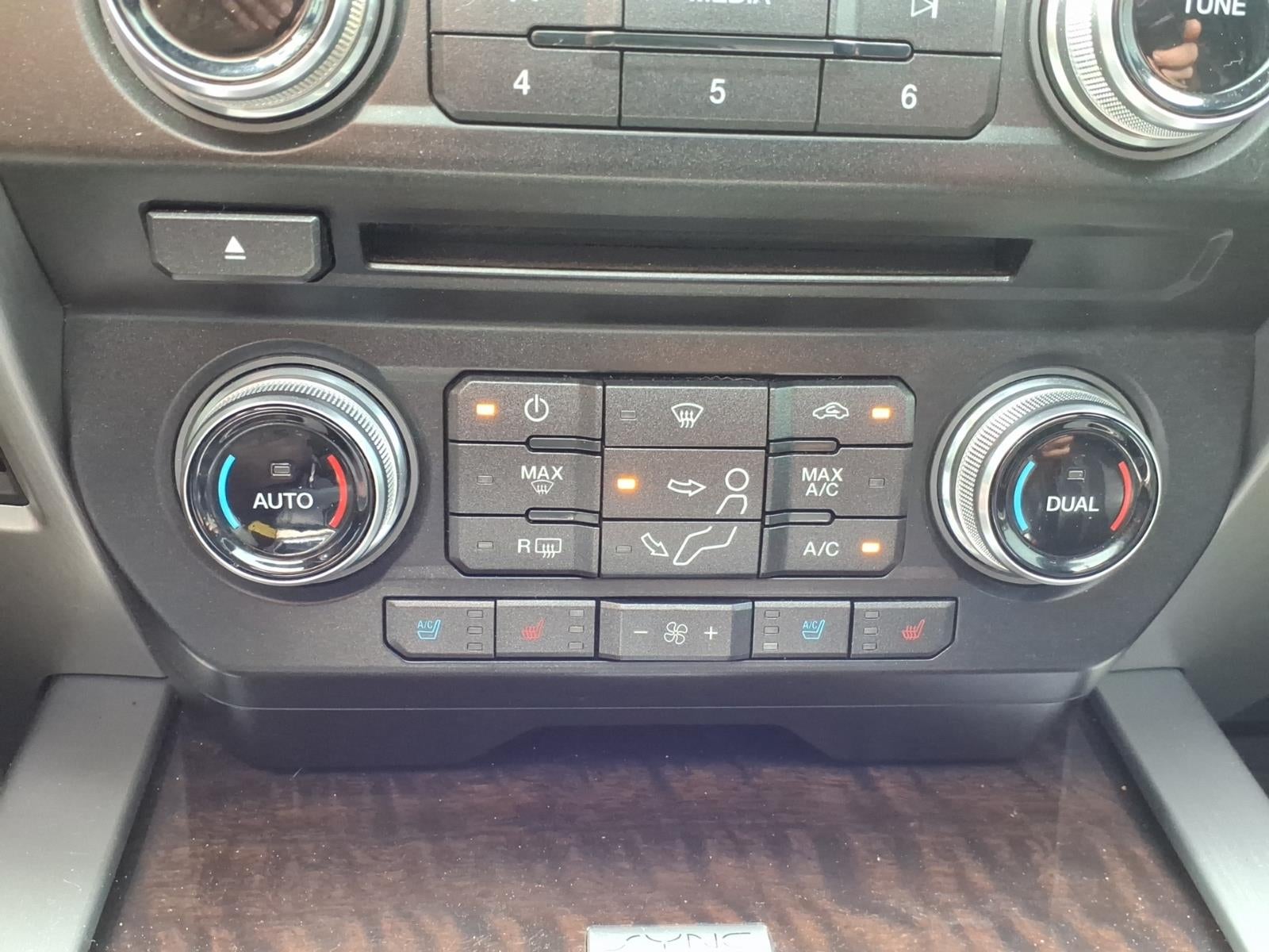 2017 Ford F-250 Super Duty Platinum