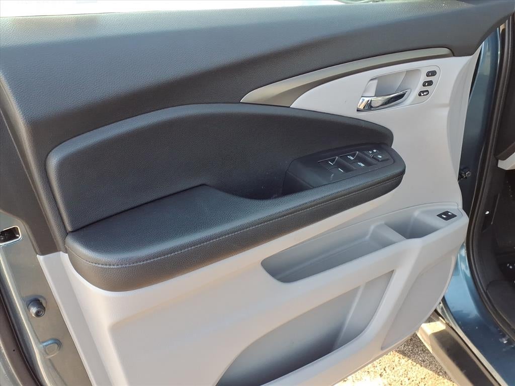 2022 Honda Pilot SE