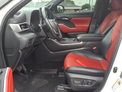 2022 Toyota Highlander XSE