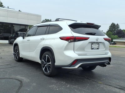 2022 Toyota Highlander XSE