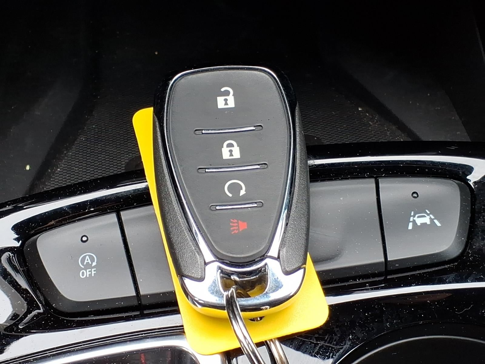 2025 Chevrolet Trax RS