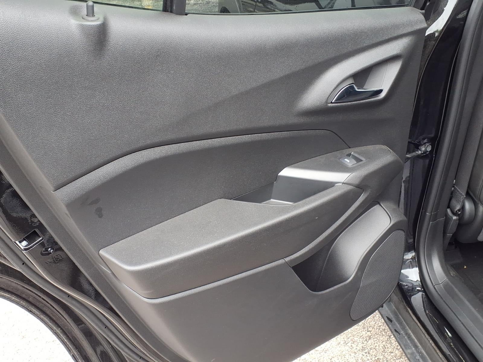 2025 Chevrolet Trax RS
